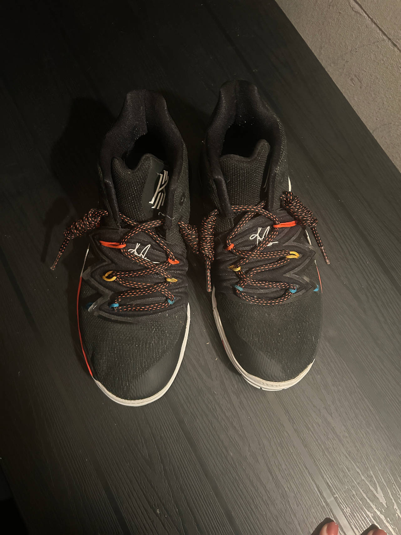 Nike Kyrie 5 Black Magic