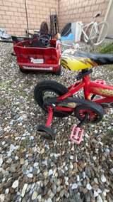 Huffy Disney Pixar Cars Lightning McQueen 12" Kids Bike - Image 4