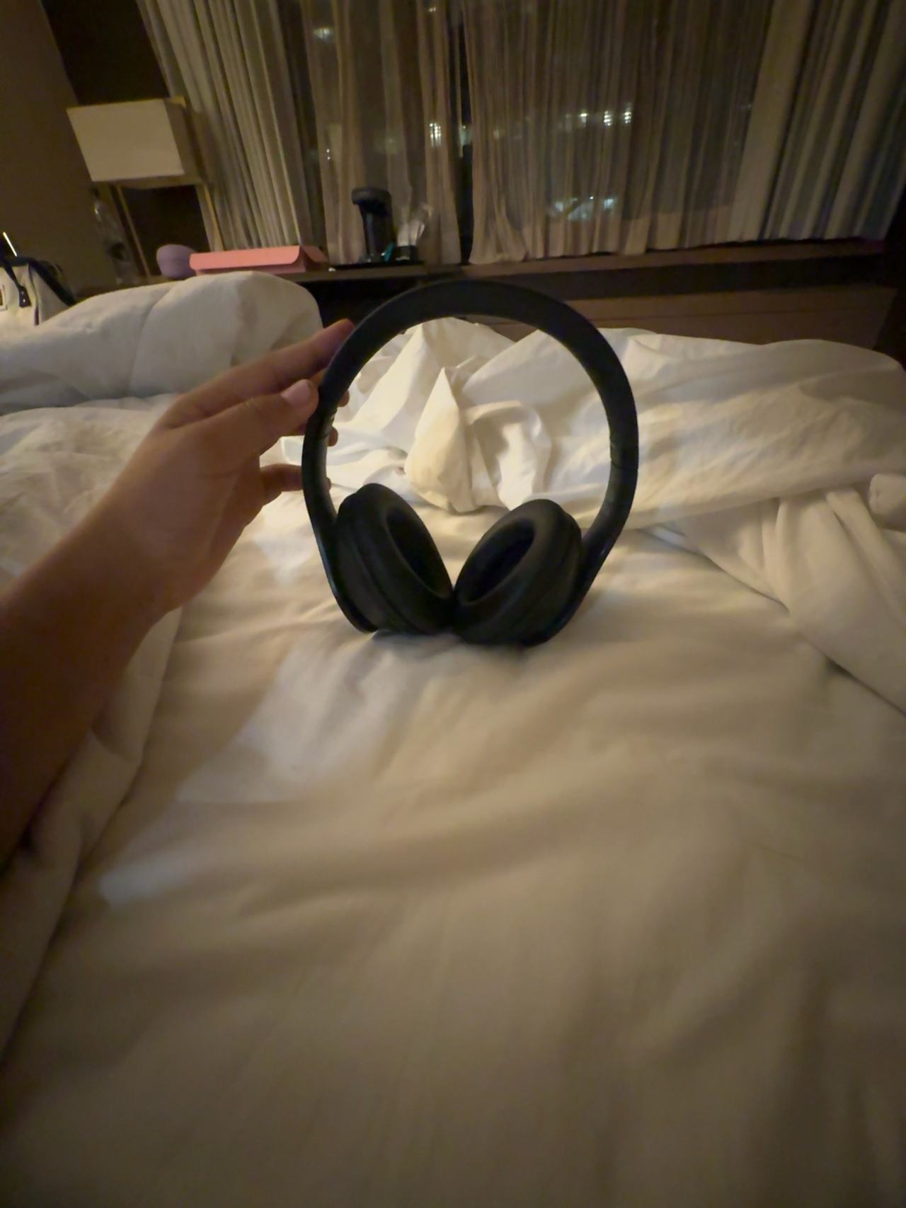 ULIPTZ Pro Over-Ear Headphones Black