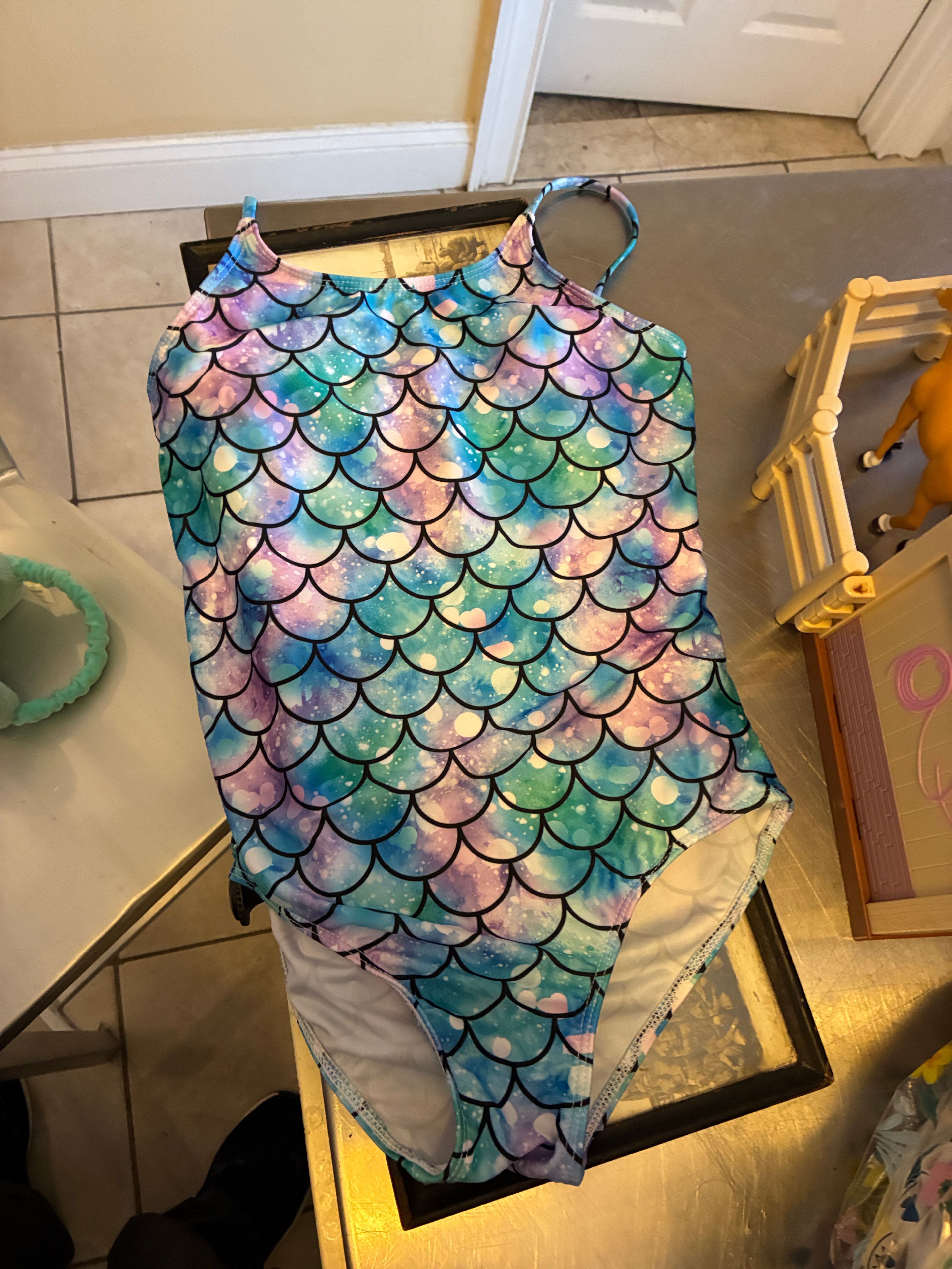 Girls Mermaid Scale One Piece Swimsuit