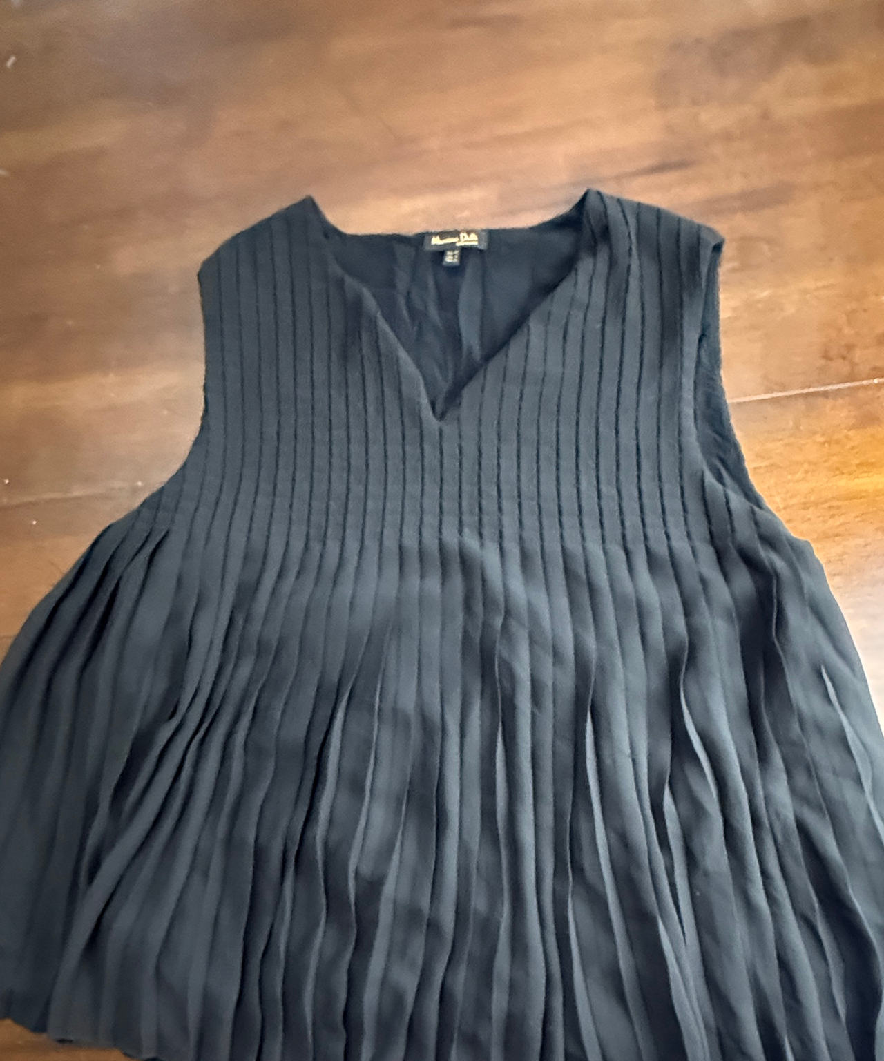 Massimo Dutti Pleated V-Neck Top
