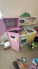 KidKraft Large Pastel Kitchen - Image 2