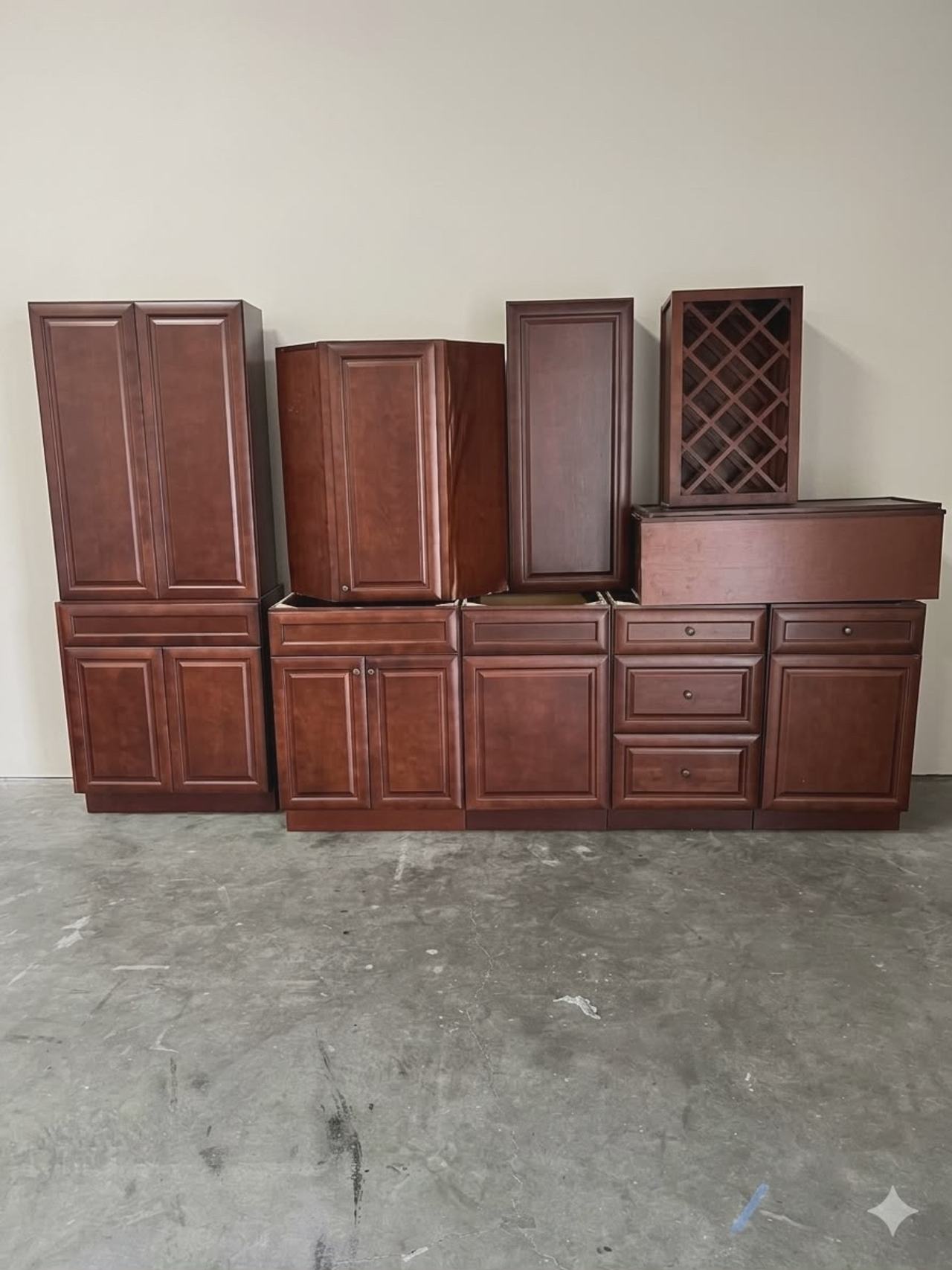 Traditional Cherry Wood Kitchen Cabinet Set