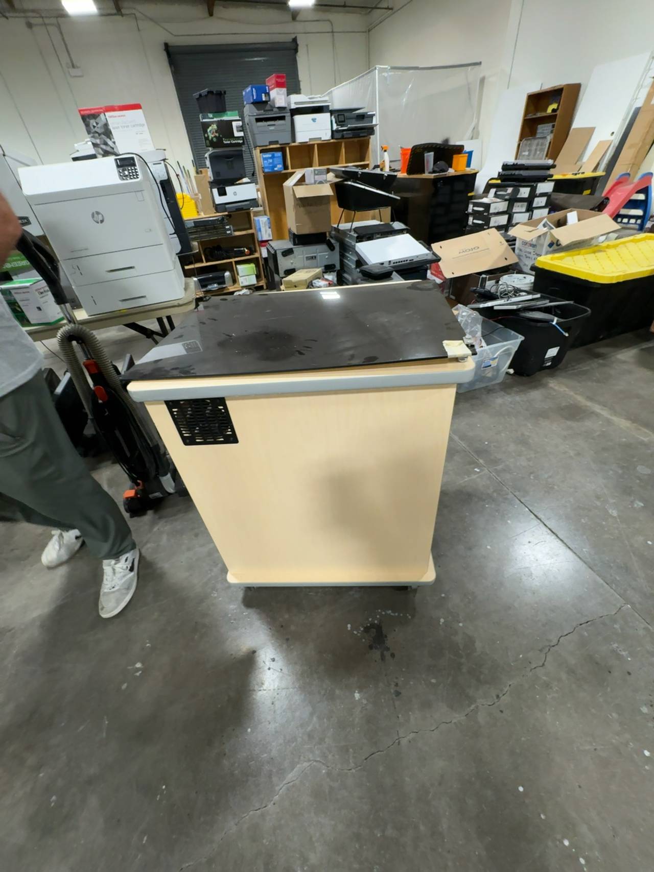 SMR Maxi ENT Mobile Cabinet with Pump and Suction