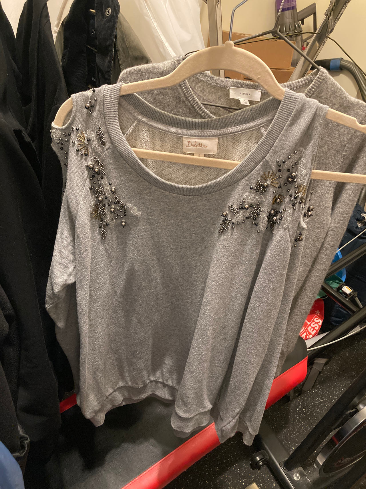 Deletta Embellished Sweatshirt Size S