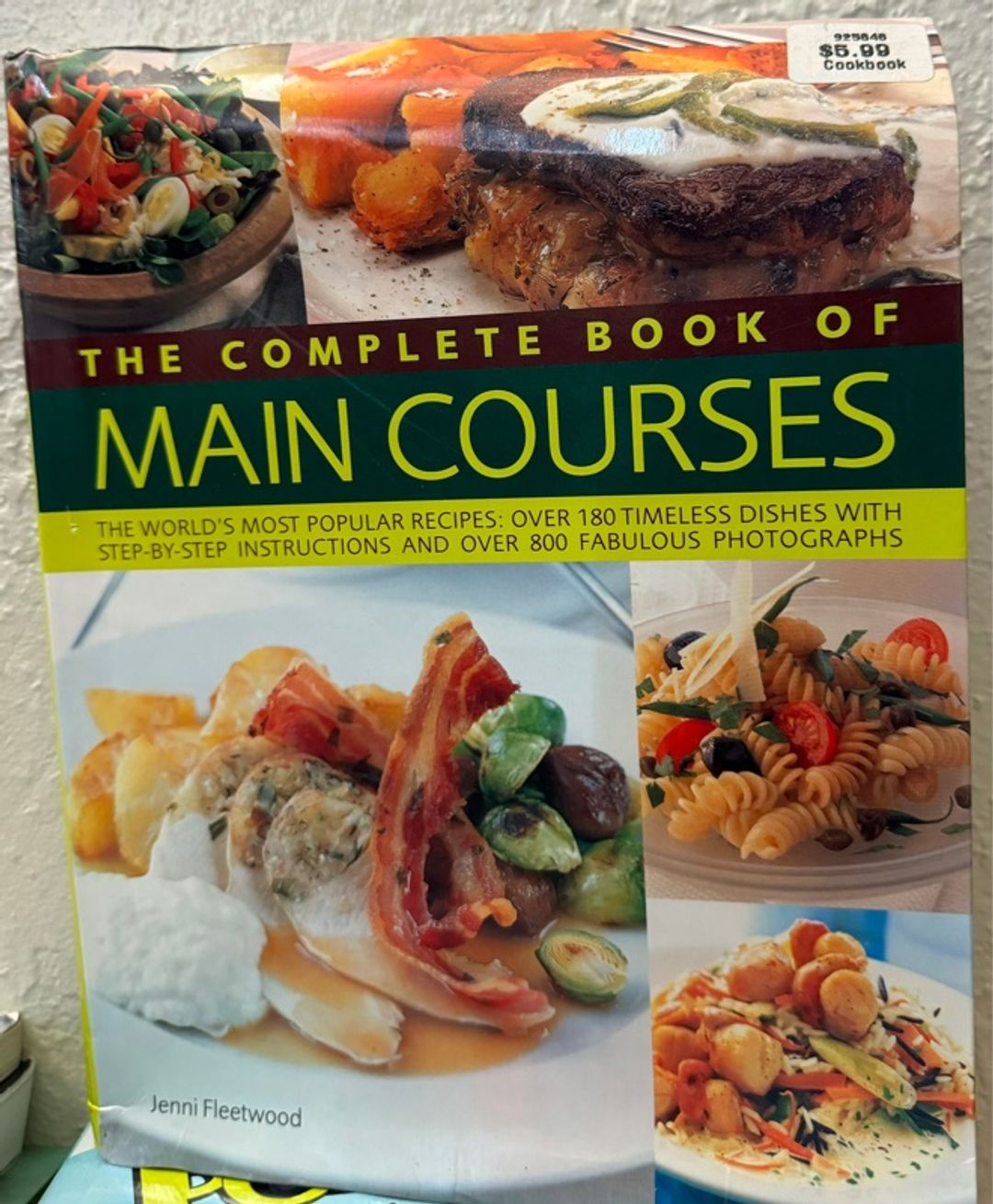 The Complete Book of Main Courses by Jenni Fleetwood