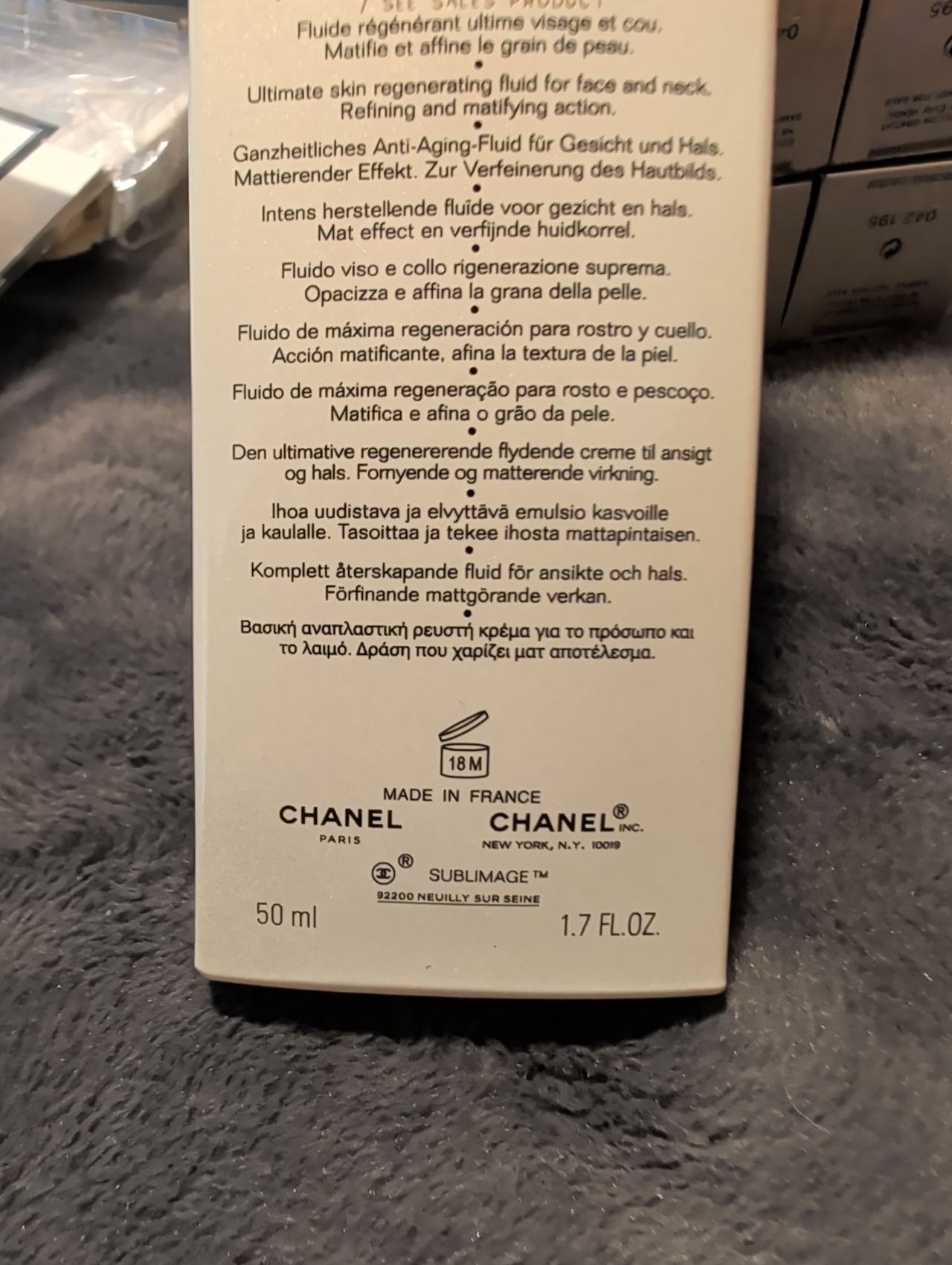 CHANEL Sublimage Le Fluide Ultimate Regeneration Texture
