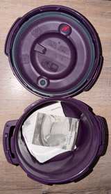 Tupperware Microwave Pressure Cooker - Image 4