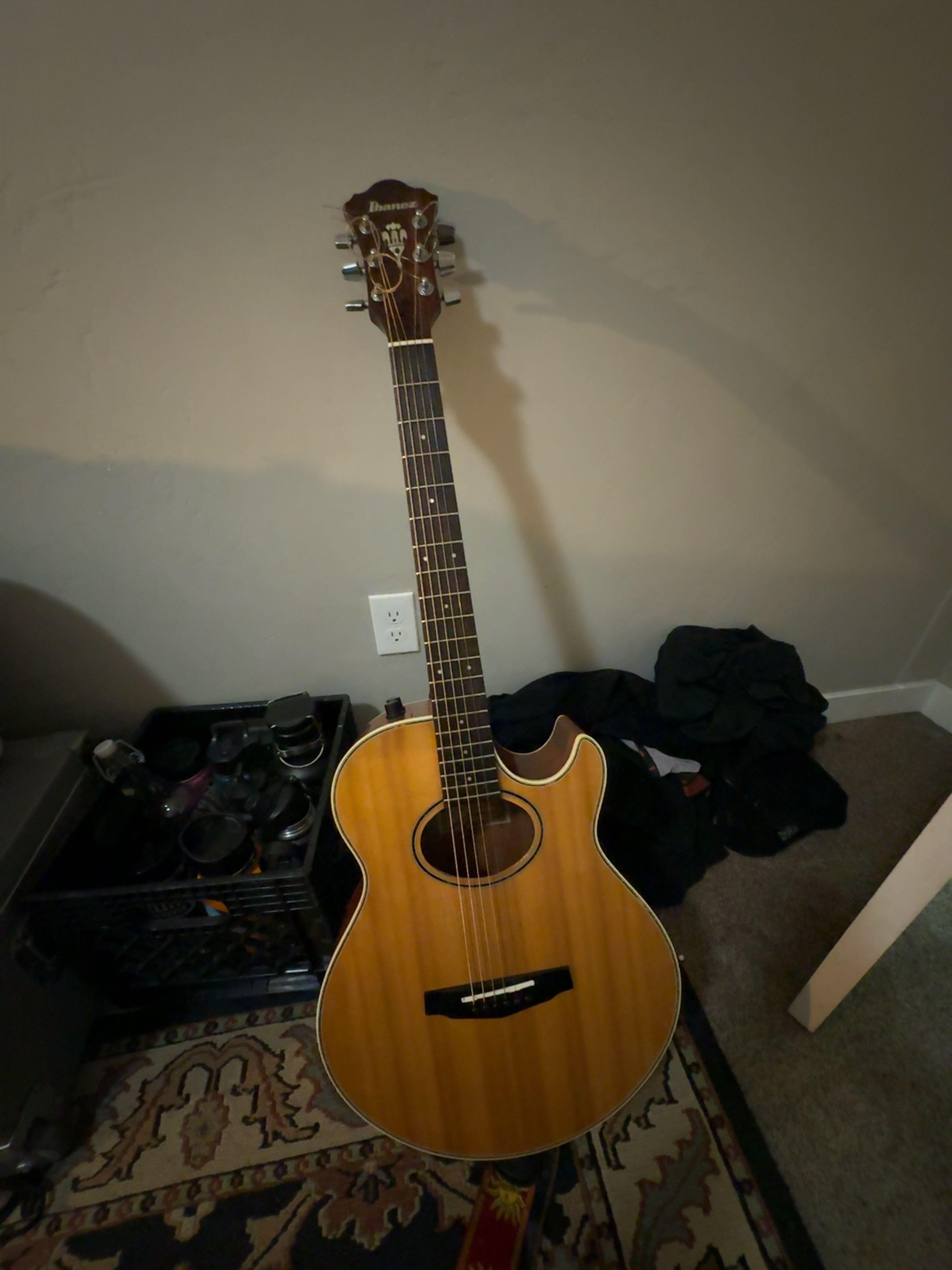 Ibanez AE400 Acoustic-Electric Guitar Natural Finish
