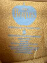 The Beatles Yellow Sweatshirt Preowned Size Small  - Image 2