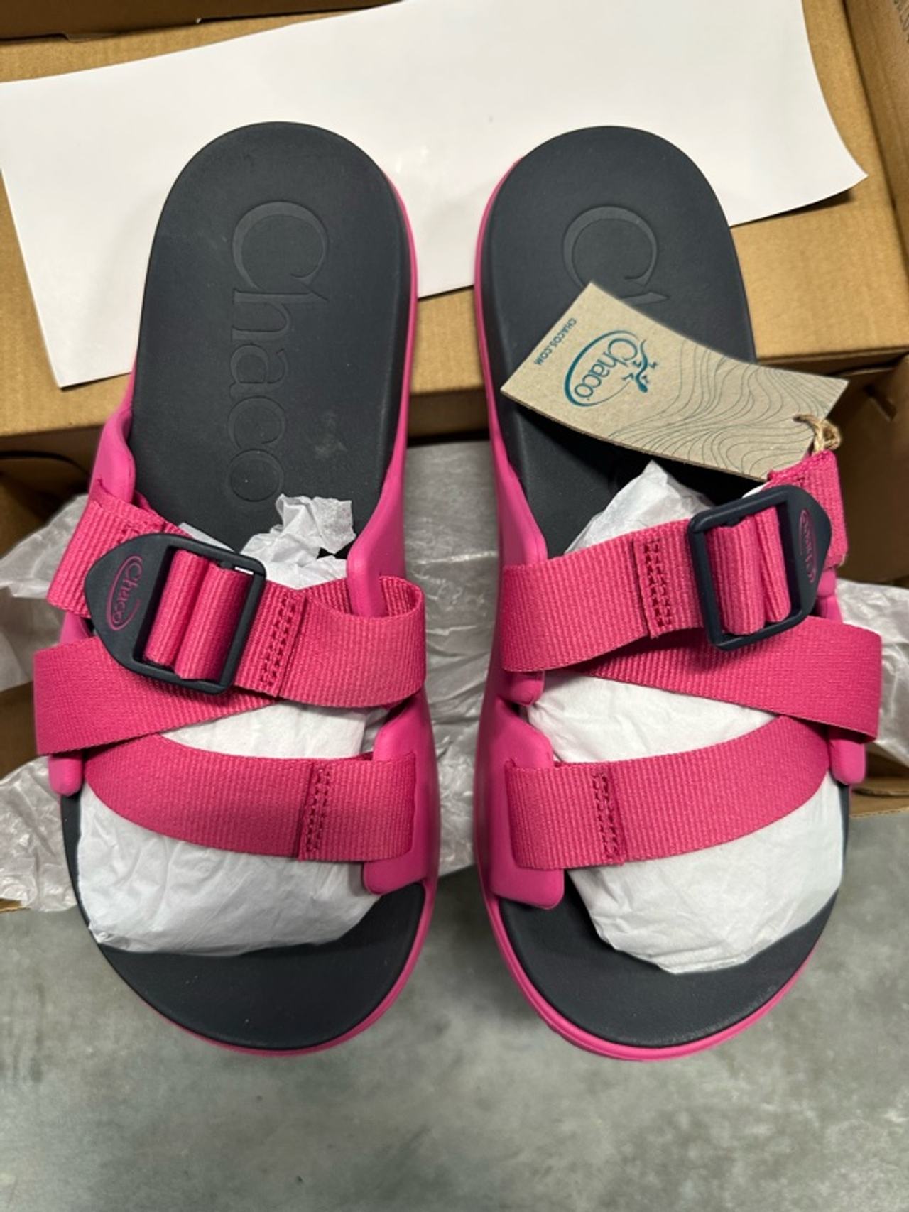 Chaco Chillos Slide Sandal Magenta