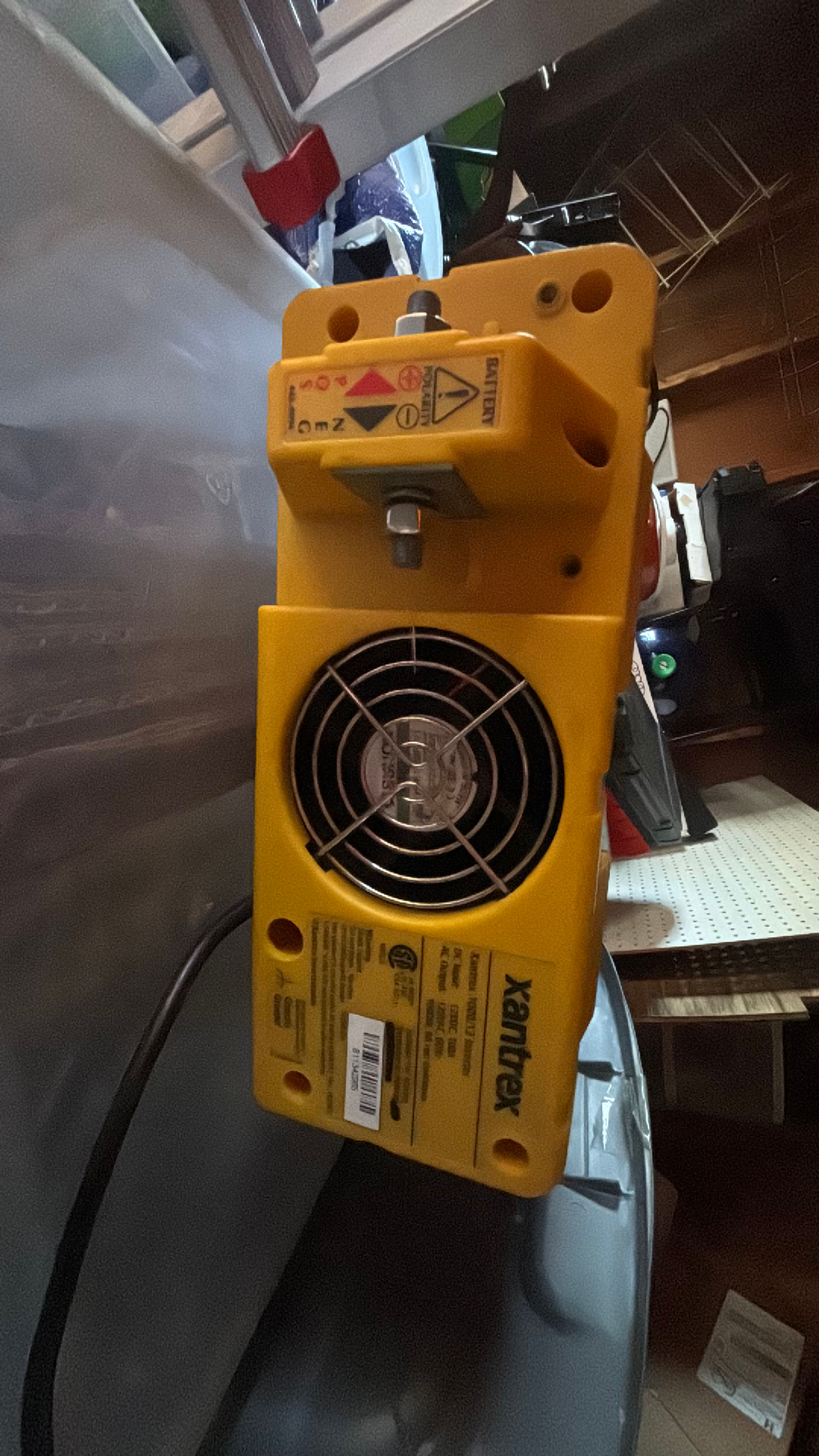 Xantrex Prosine 1000W Inverter 12V DC to 120V AC - Image 3