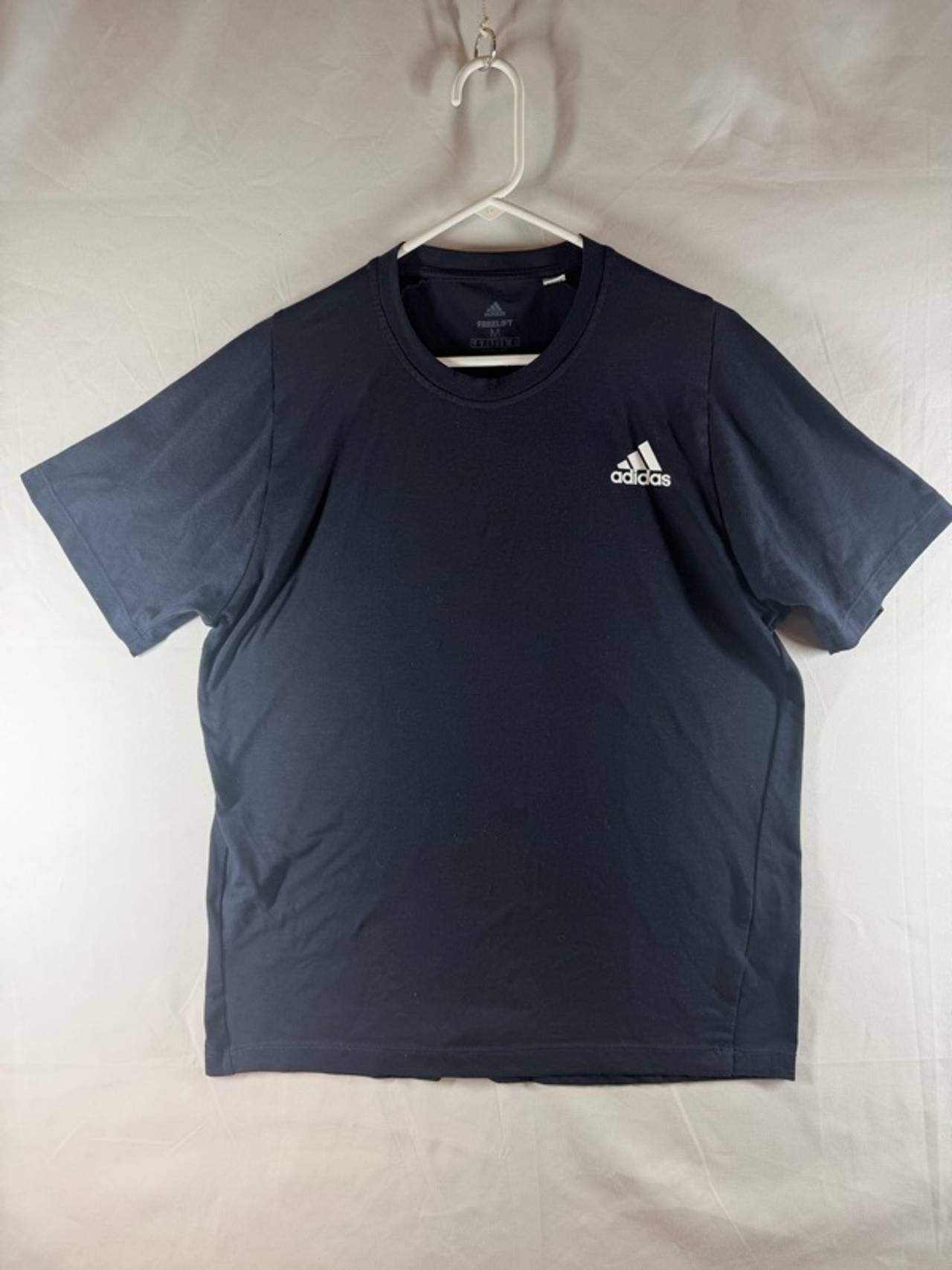 Adidas Men’s Freelift Climalite Navy Blue Short Sleeve T-Shirt Athletic 