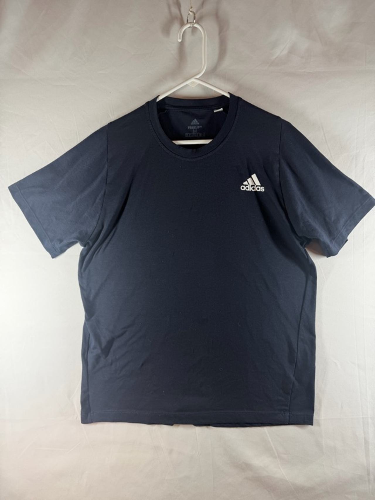 Adidas Men’s Freelift Climalite Navy Blue Short Sleeve T-Shirt Athletic 