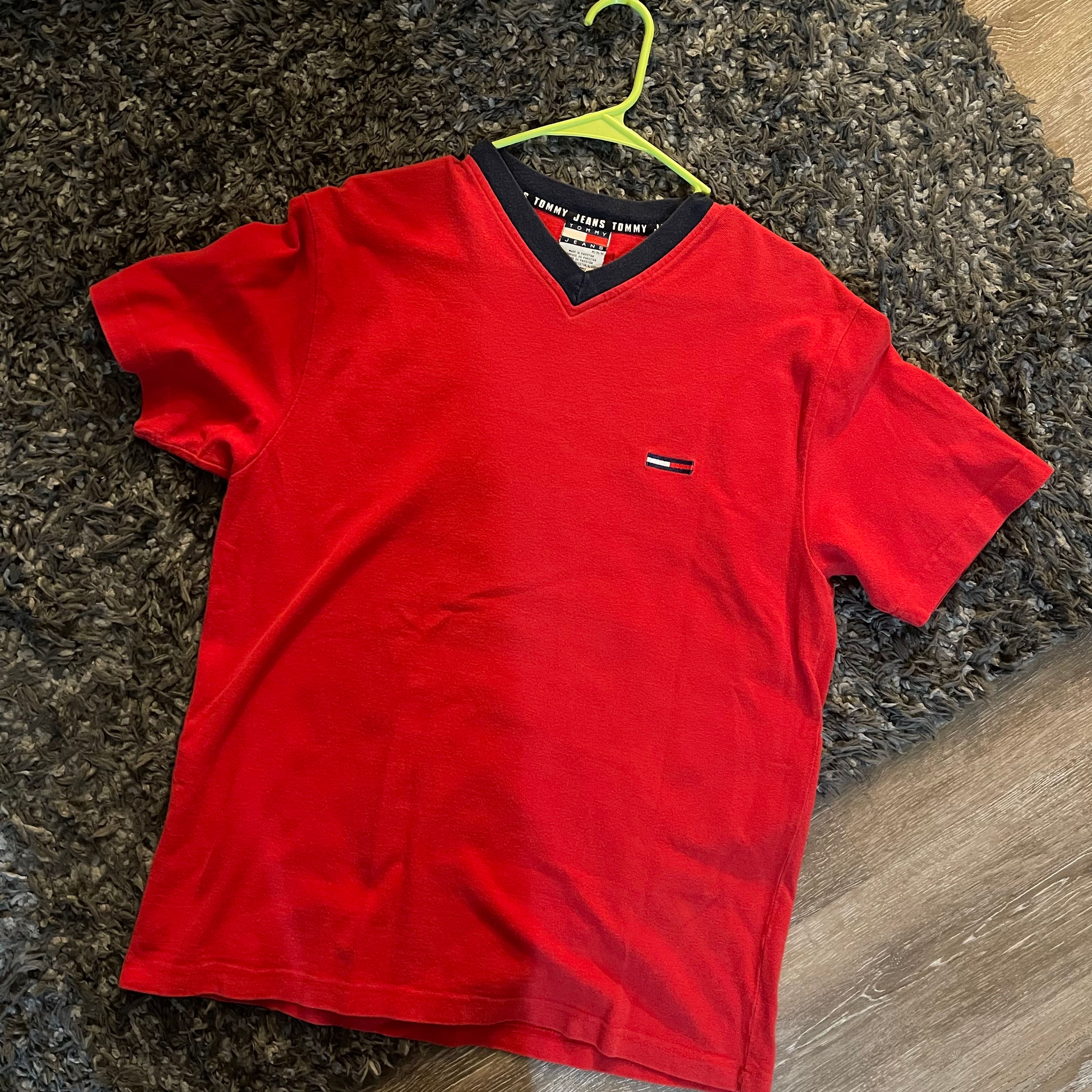 Tommy Hilfiger Men's V-Neck T-Shirt