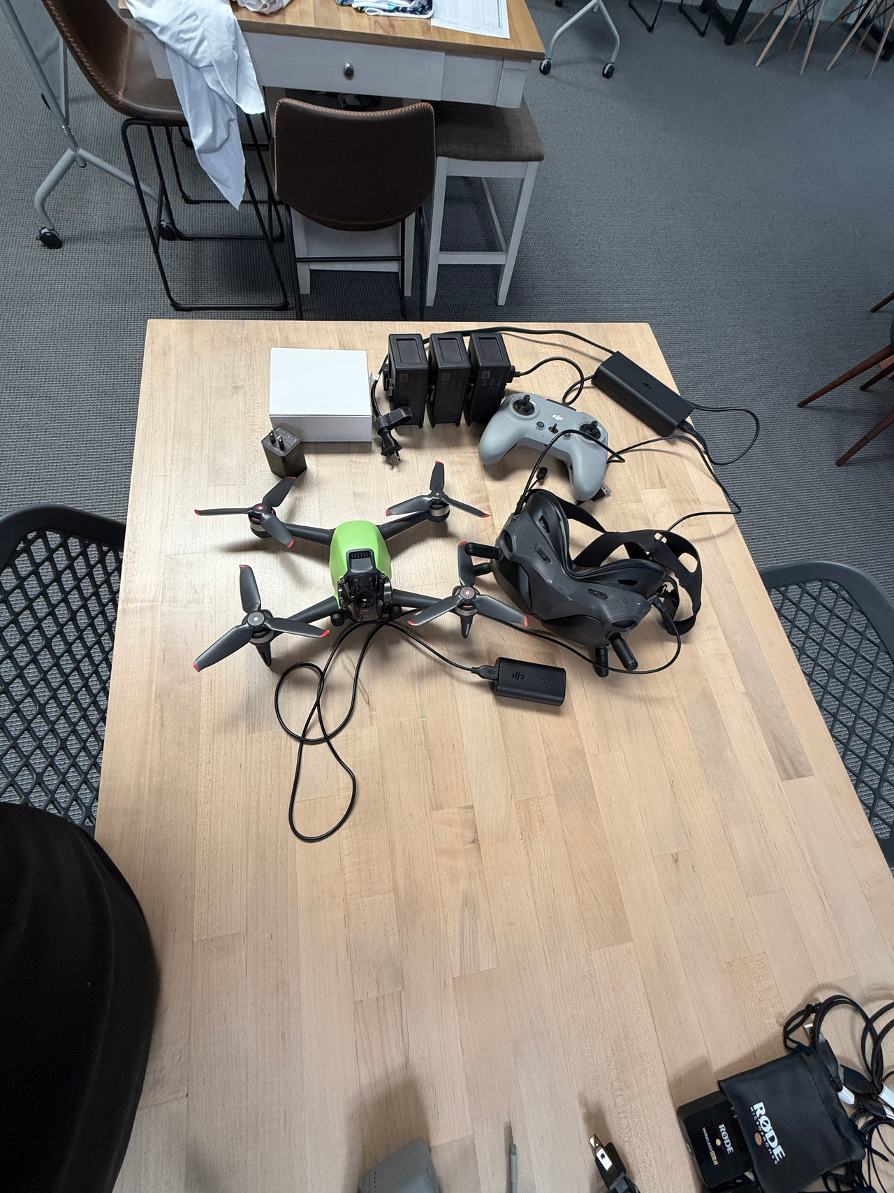 DJI FPV Drone Combo