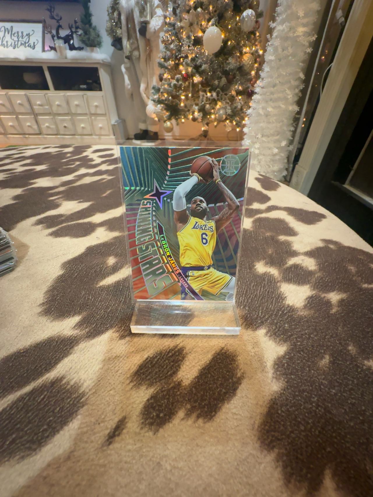 Panini Illusions LeBron James #6 Orange Shining Stars SP
