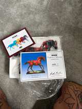 Trail of Painted Ponies maple leaf pony Figurine signed by artist - Image 6