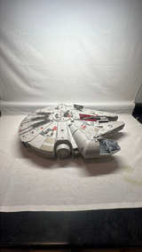 Star Wars: The Force Awakens Battle Action Millennium Falcon - Image 2