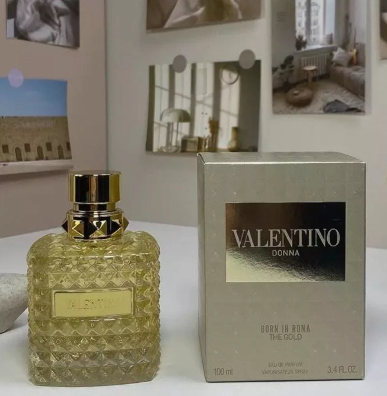 Valentino Donna Born In Roma The Gold