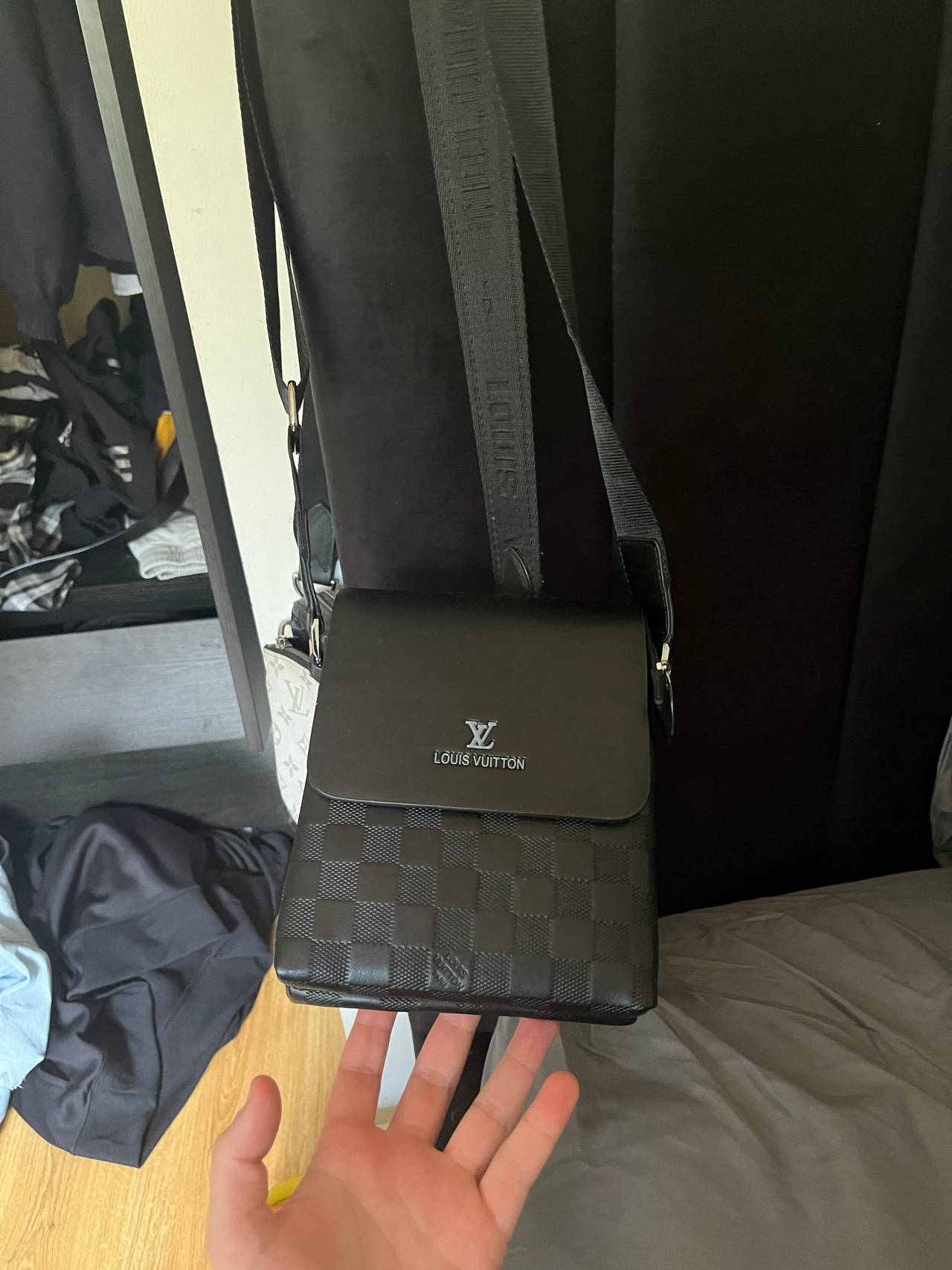 Louis Vuitton District PM Damier Graphite
