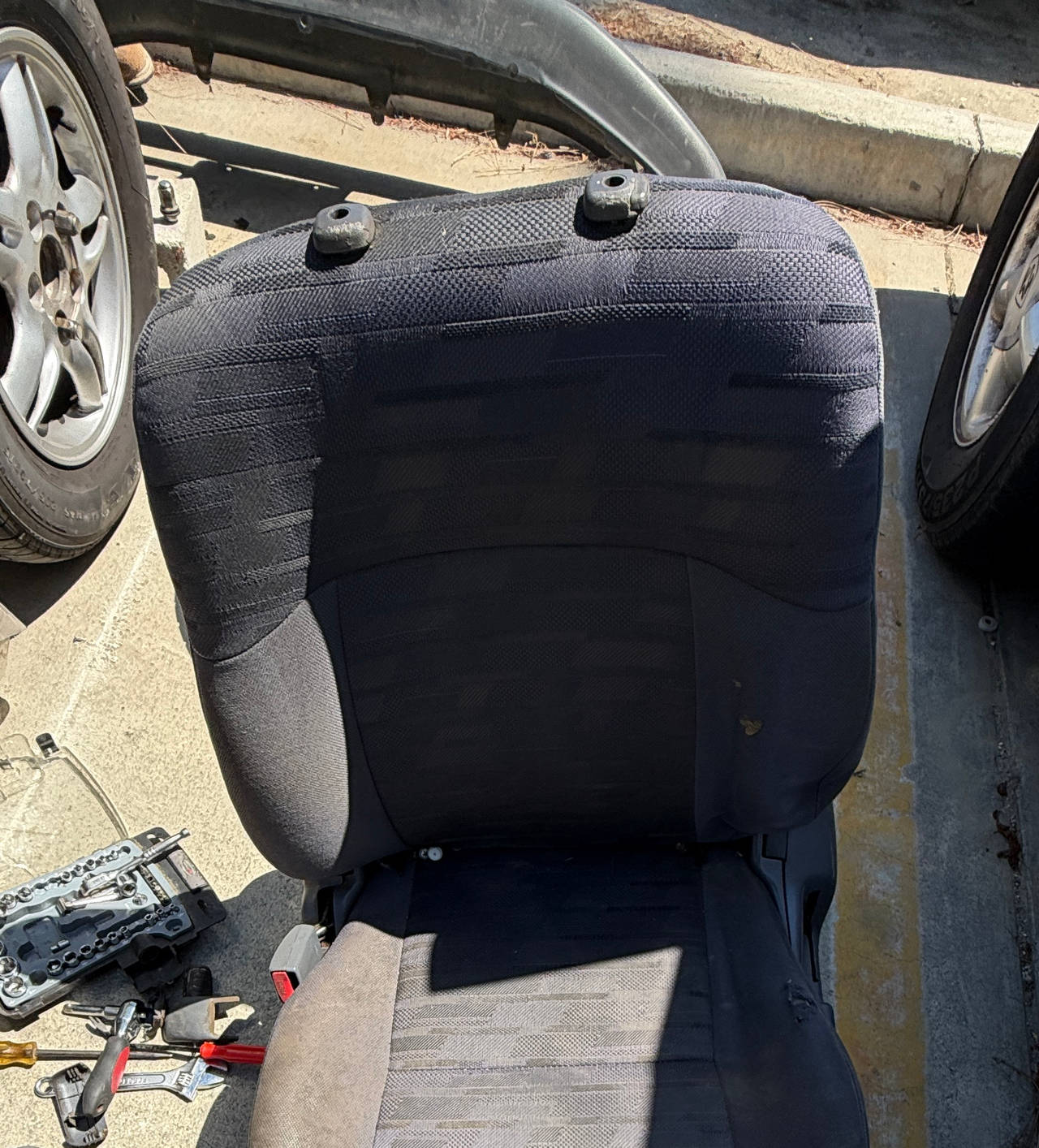 Toyota Matrix Front Passenger Seat