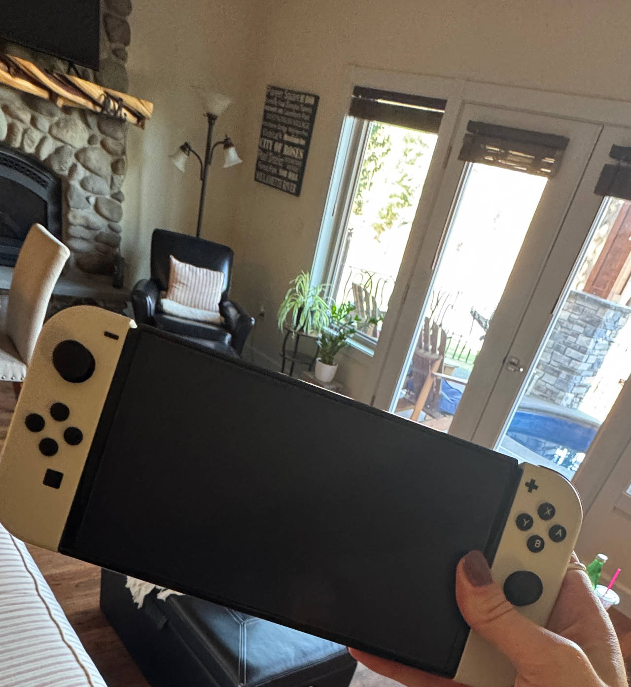 Nintendo Switch – OLED Model w/ White Joy-Con