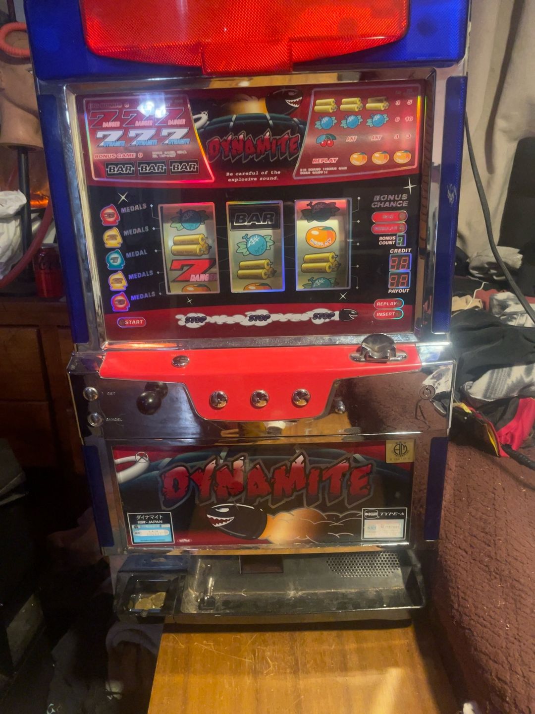 IGT Dynamite Free Play Slot Machine