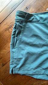 The North Face Aphrodite Shorts women’s size 4 like new - Image 3