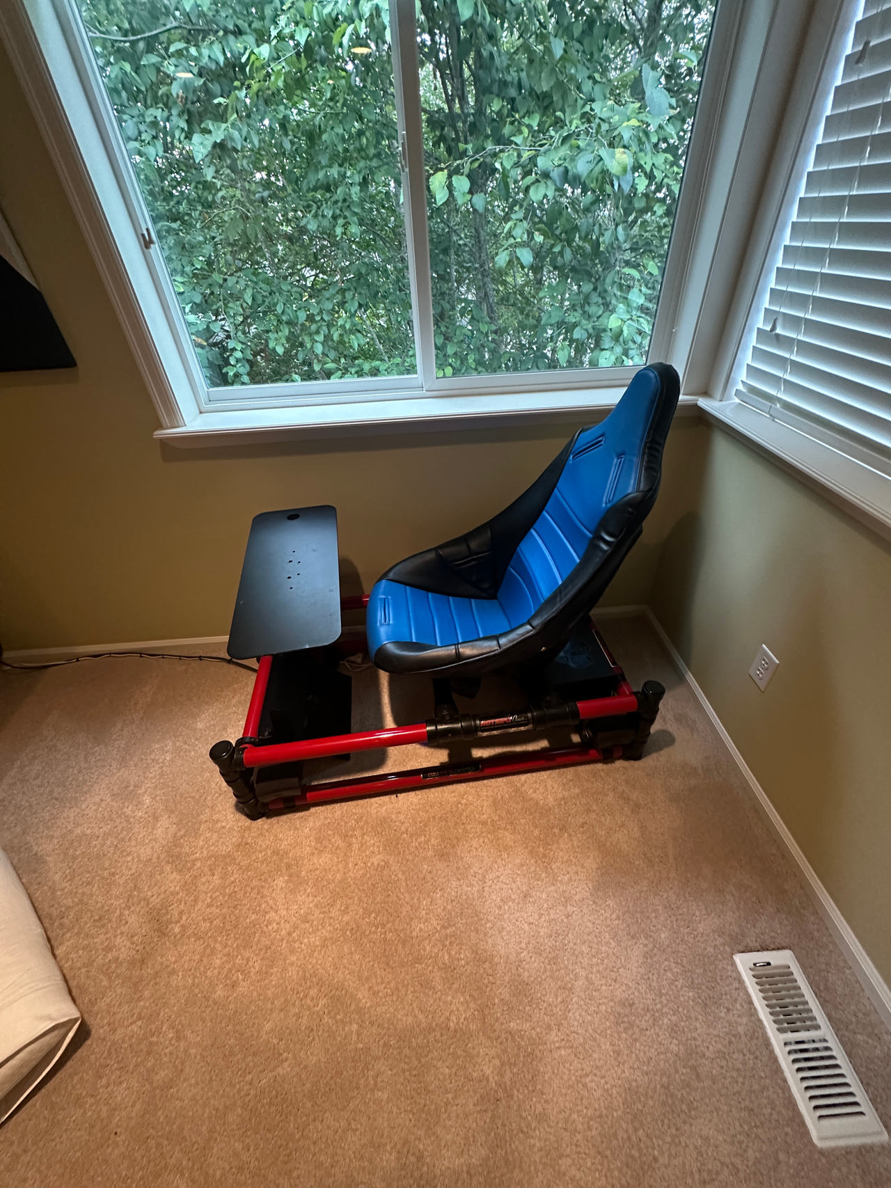 racing simulator cockpit