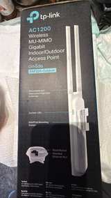 TP-Link Omada AC1200 Wireless MU-MIMO Gigabit Indoor/Outdoor Access Point - Image 4