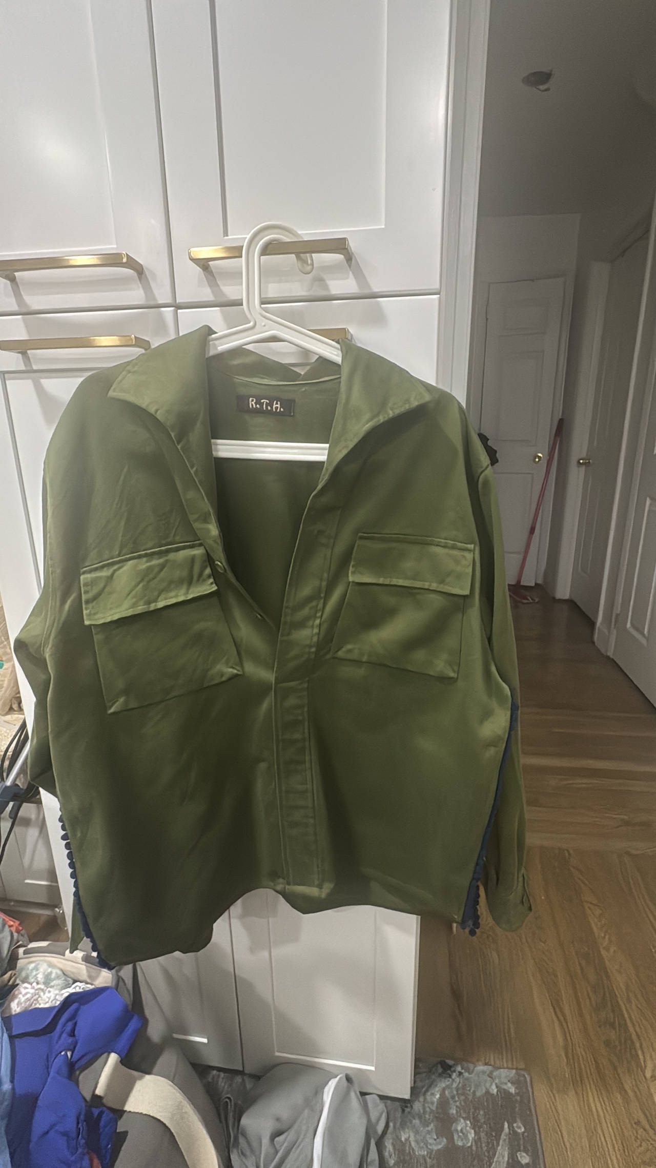 R.T.H. Olive Green Overshirt