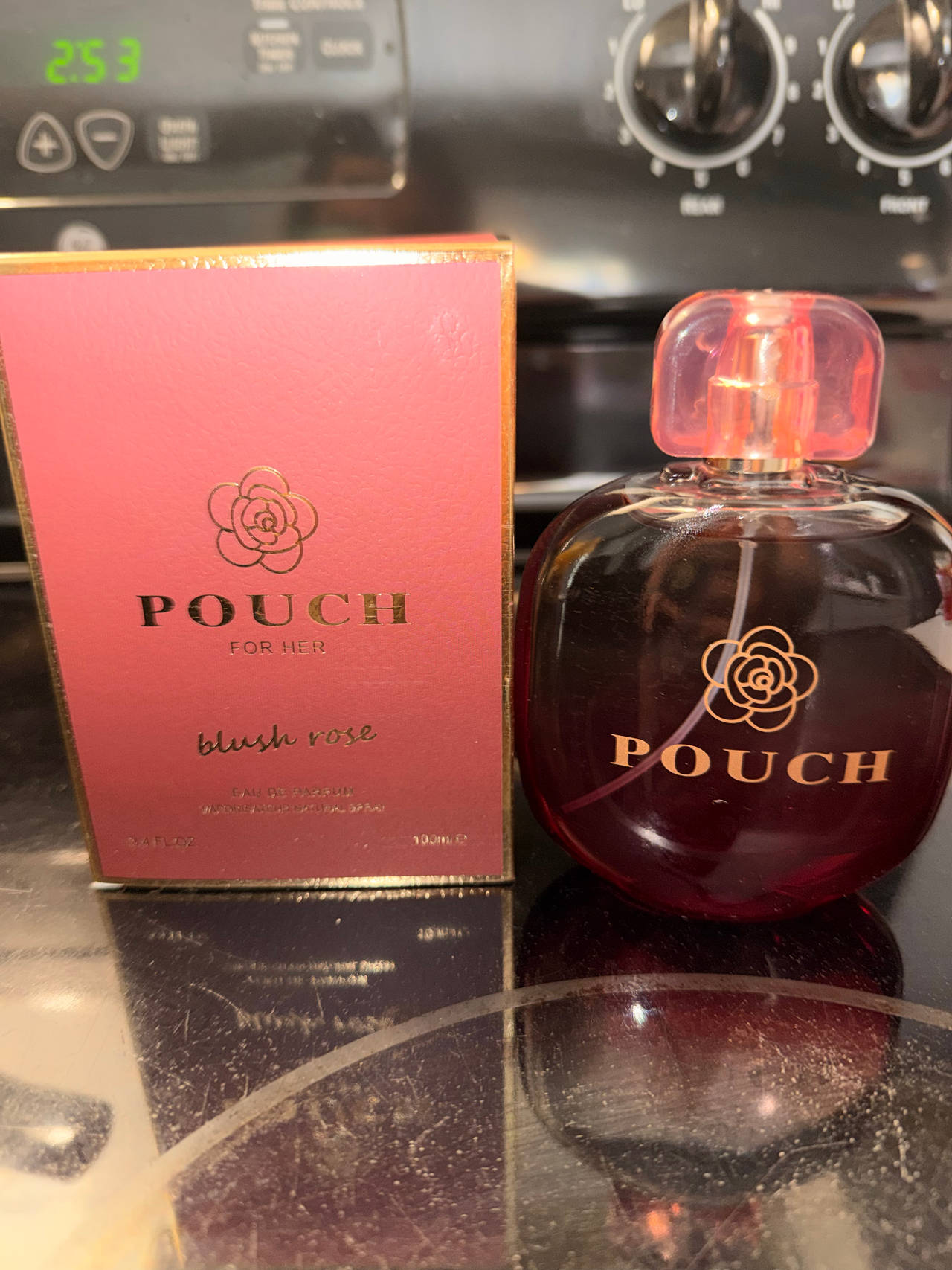 Pouch Blush Rose for Her Eau de Parfum 3.4oz