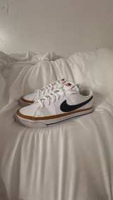 Nike Women's Court Legacy Sneaker Size 7 - Image 1
