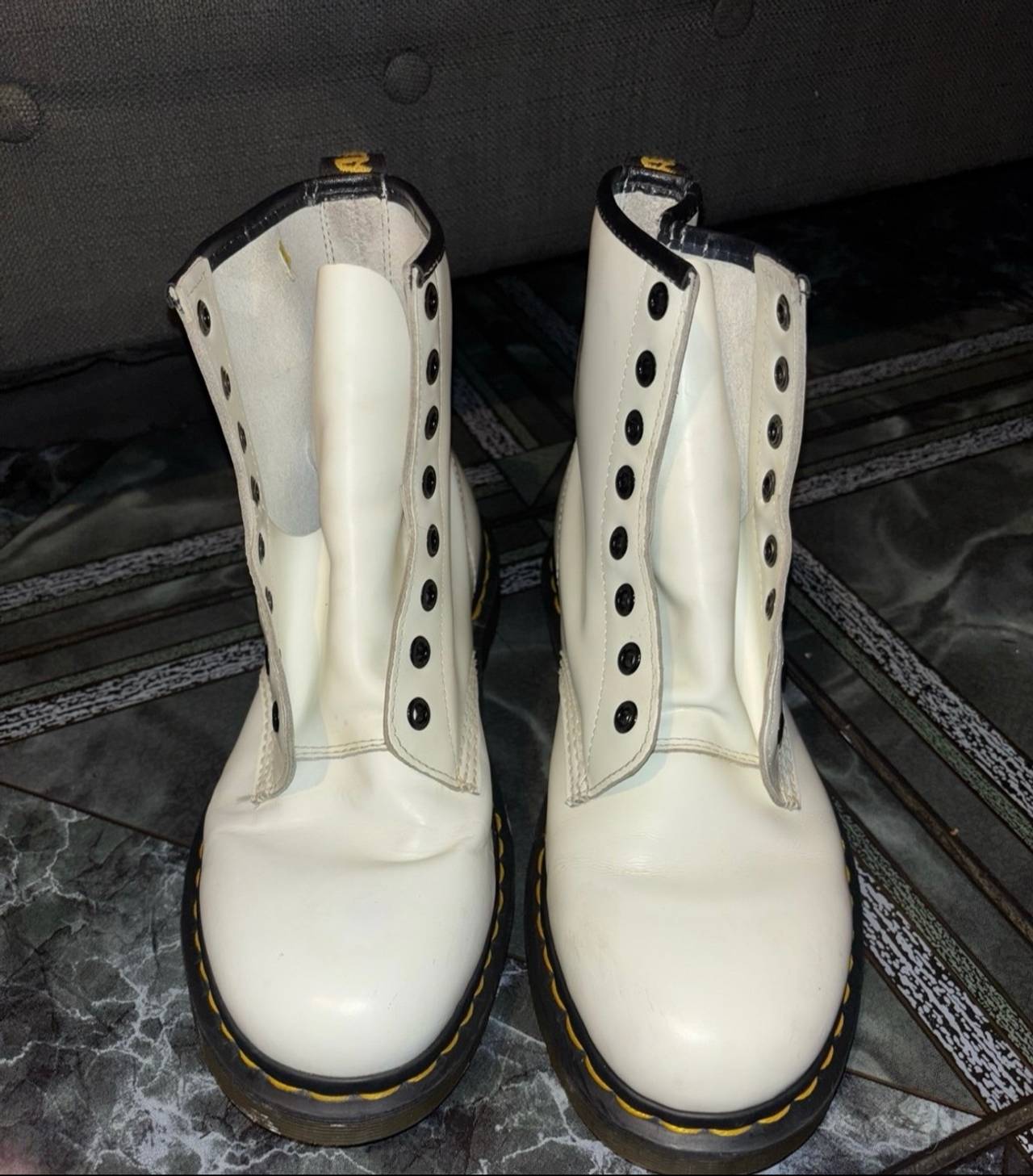 Dr. Martens 1460 Smooth Leather Boots