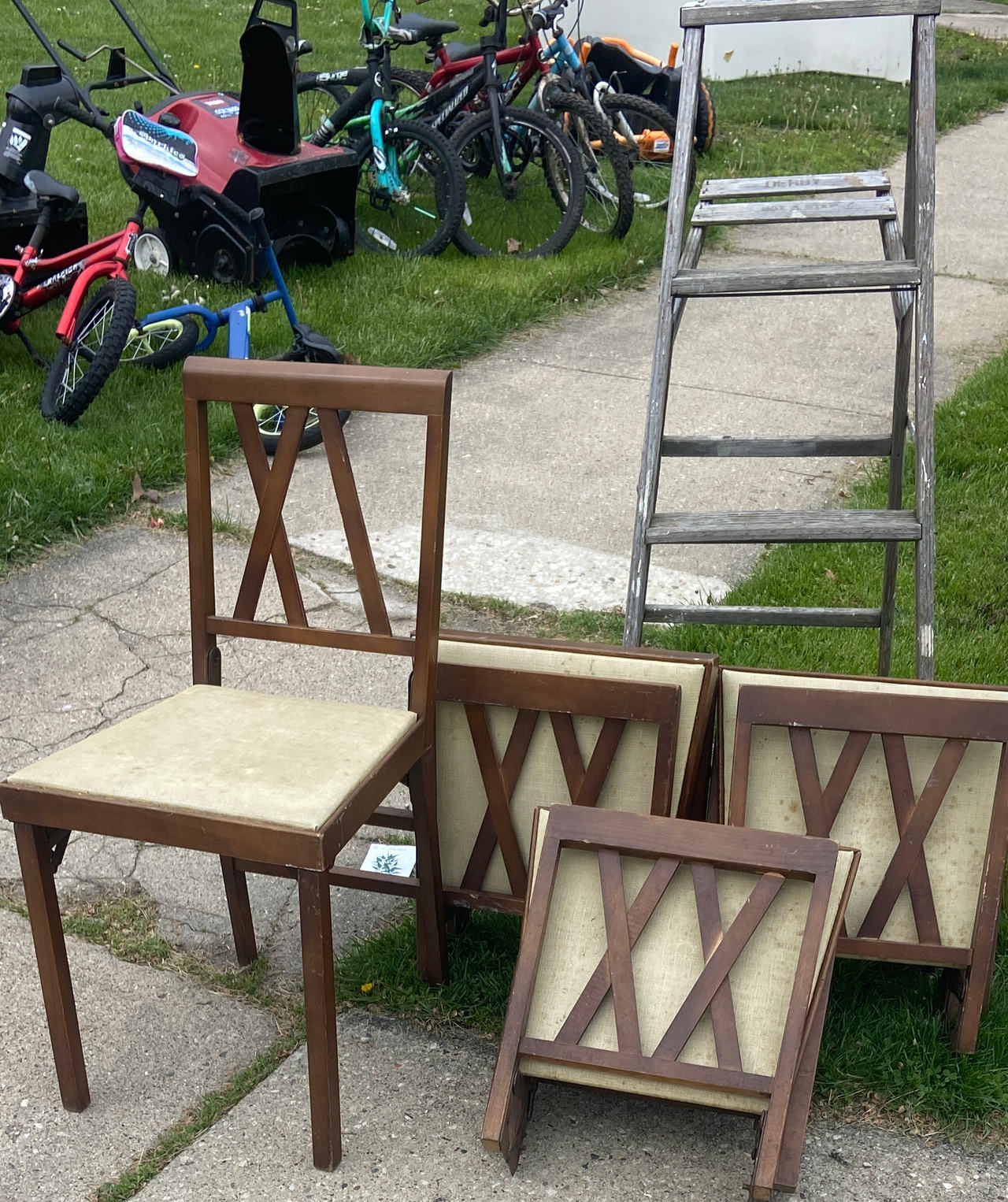 Vintage Leg-o-matic Double X-Back Folding Chairs