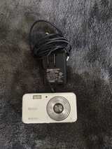 Kodak EasyShare M853 Digital Camera - Image 2