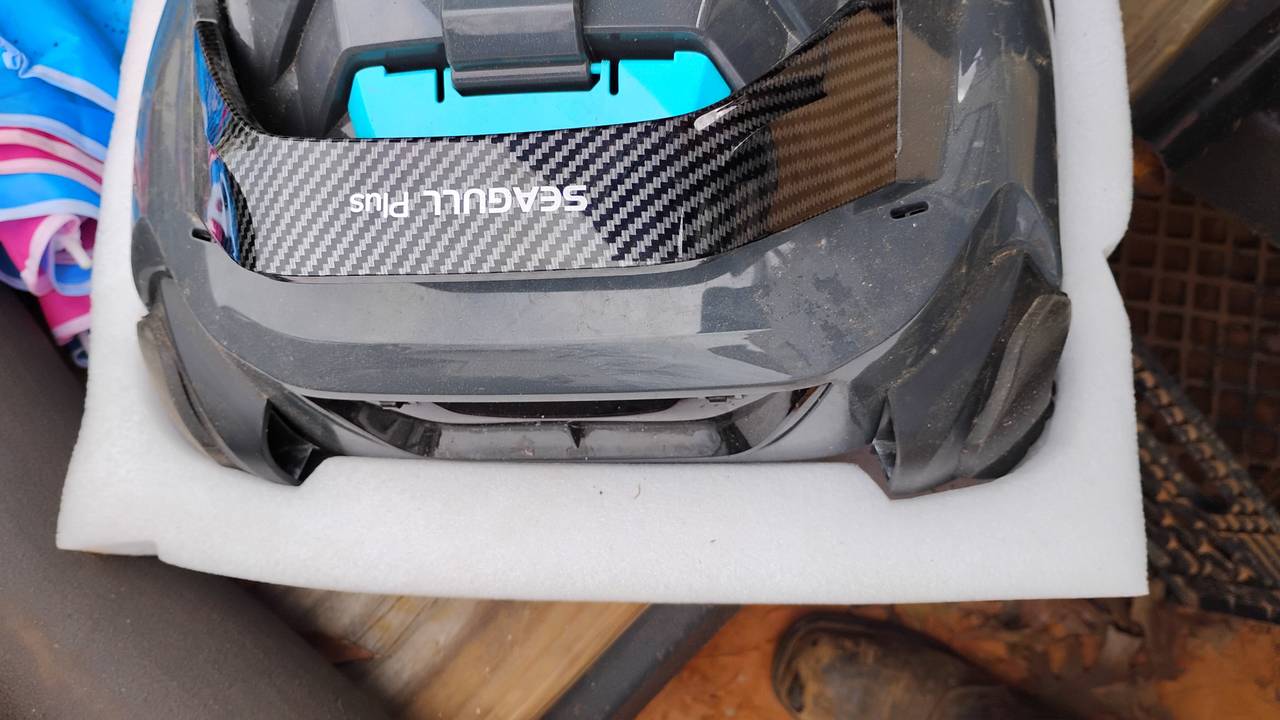 Aiper Seagull Plus Cordless Robotic Pool Cleaner
