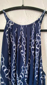 Banana Republic Chain Print Top - Meduim - Image 4