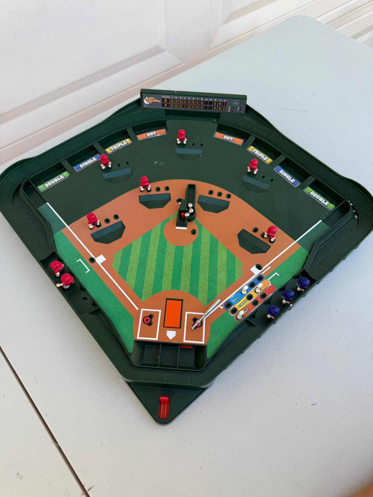 Classic Baseball Pinball Game