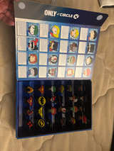 DC Comics Super Hero Pin Collection - Image 1
