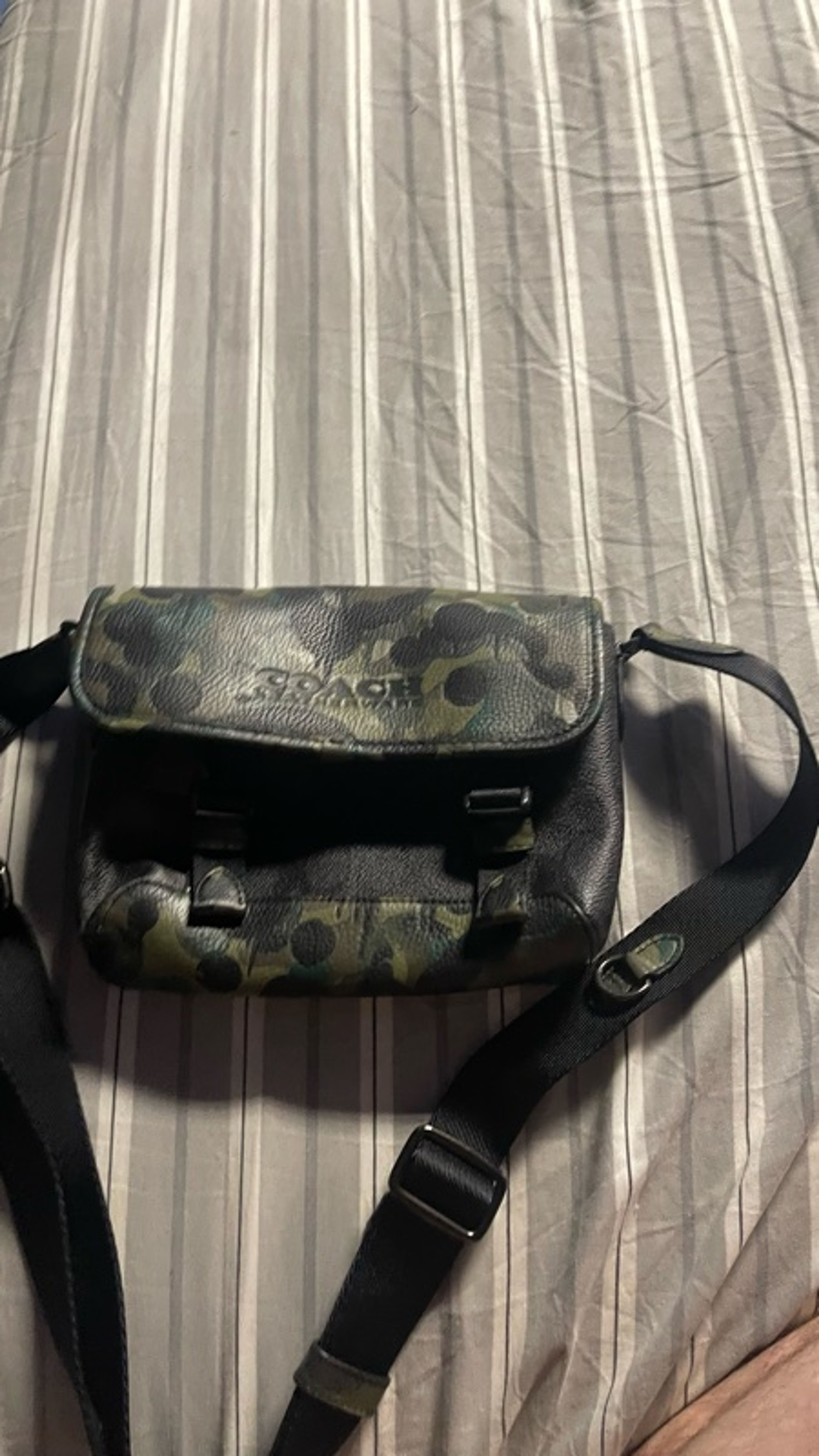 Coach Men's League Hybrid Crossbody Signature Canvas Camo Print