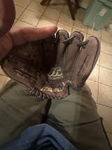 Mizuno Prospect Baseball Glove - Image 1