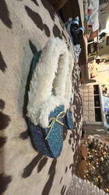 Cat & Jack Girls Glitter Moccasin Slippers Size 4 - Image 4