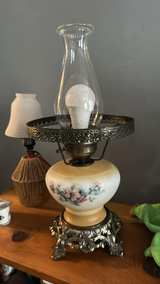 GWTW Milk Glass Hurricane Lamp Vintage Floral - Image 2
