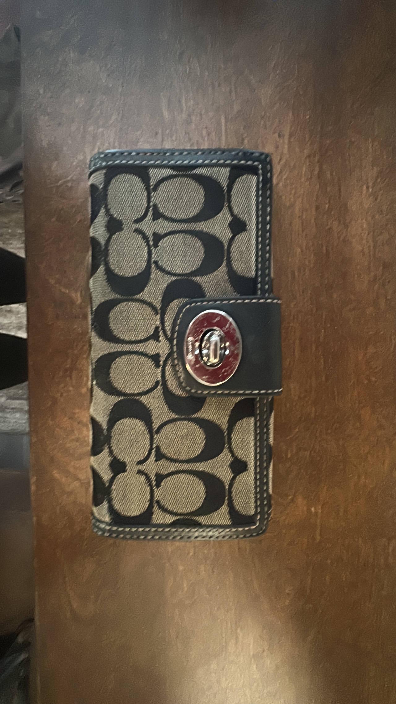 Coach Signature Turnlock Wallet