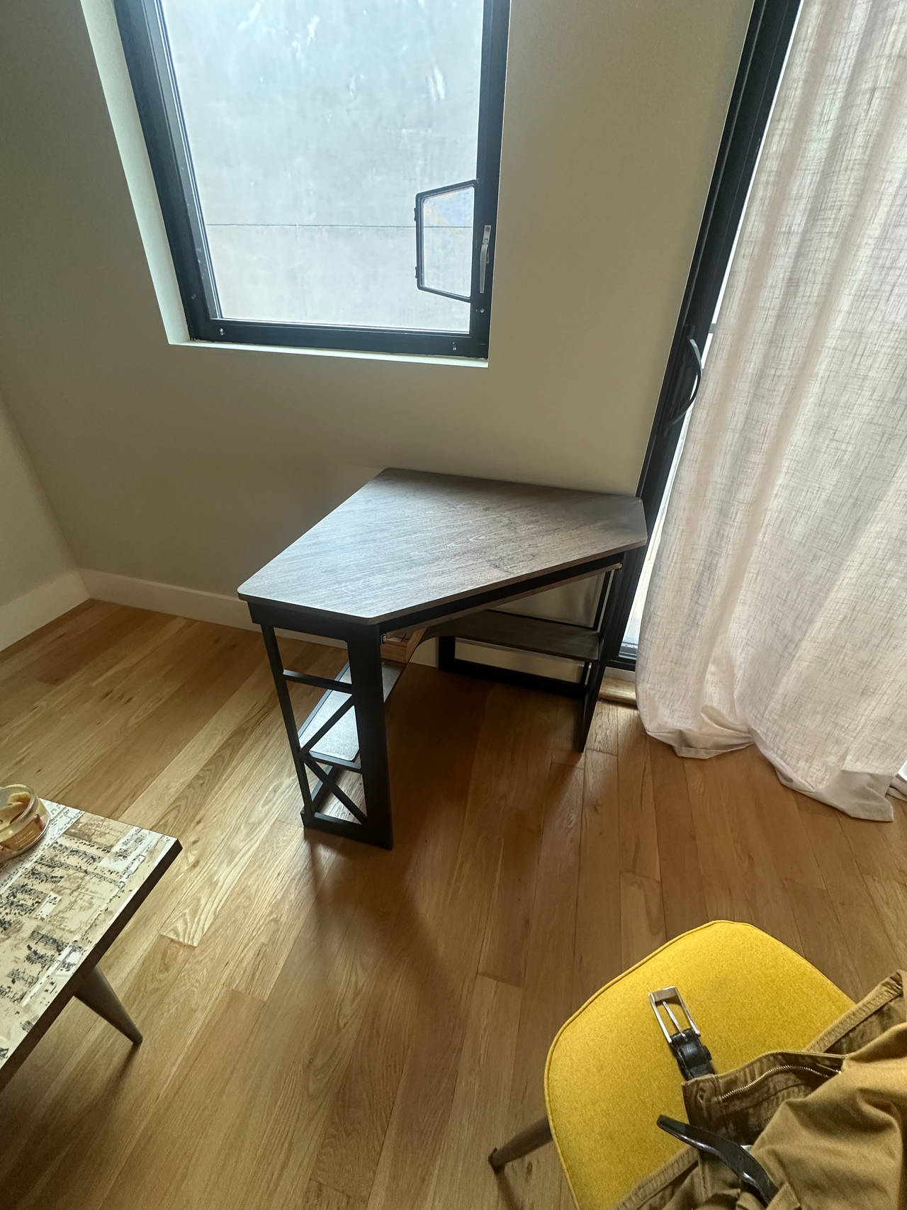 Corner Desk