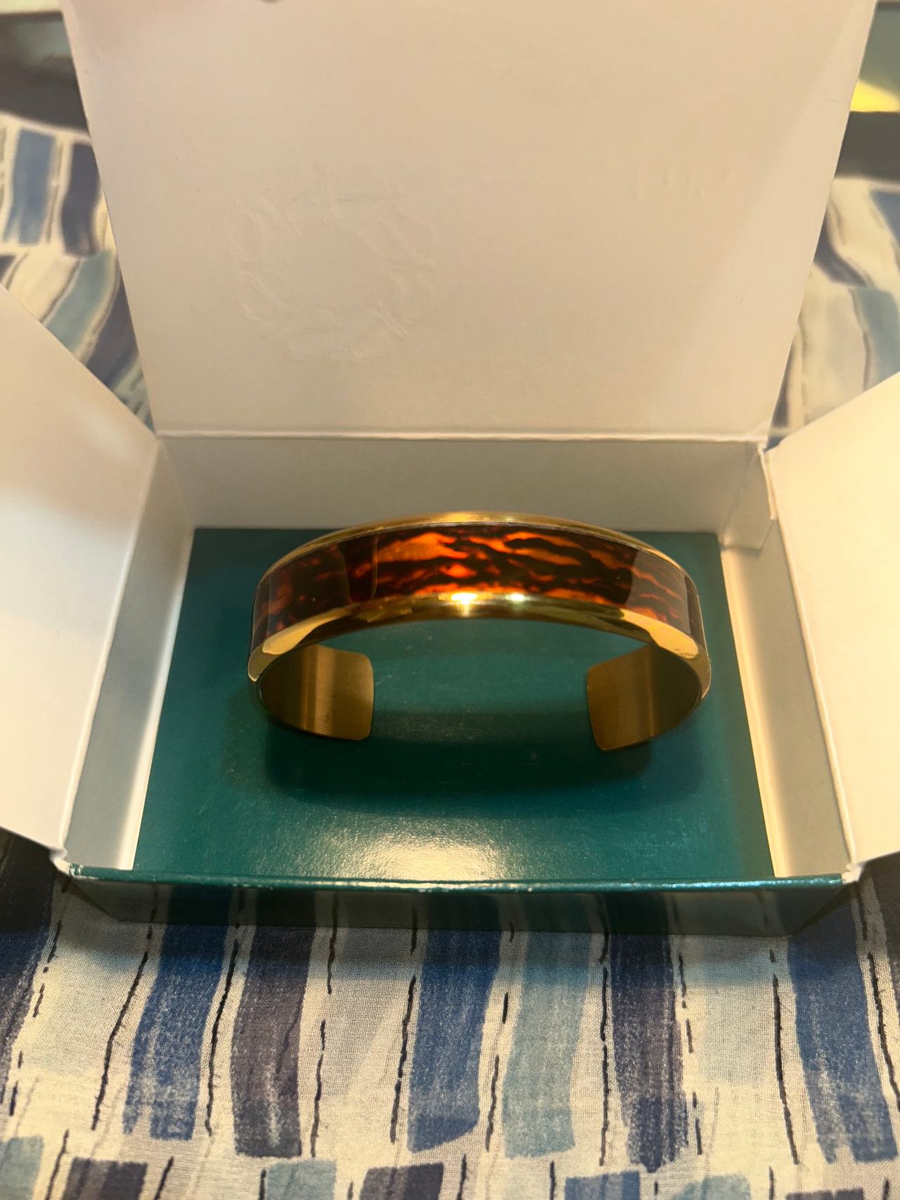Sergio Lub Tortoise Shell Design Brass Magnetic Bracelet