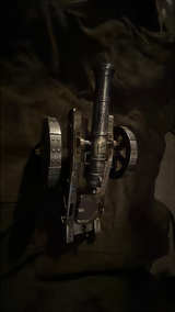 Vintage Decorative Brass & Wood Cannon Radio - Image 2