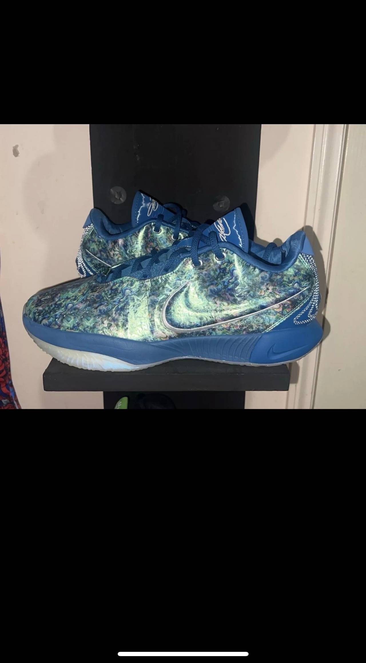 Nike LeBron 21 abalone